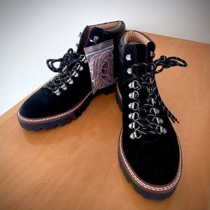 Madewell NWT CityWalk Lug Sole Black Suede Leather Boots 7M